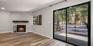 Incline Village: Condo - 2 Bedrooms, 2 Bathrooms, 1 Car Garage, Dog Friendly Gallery 5