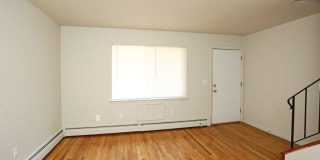 Oakland Gardens Apartments Gallery 7