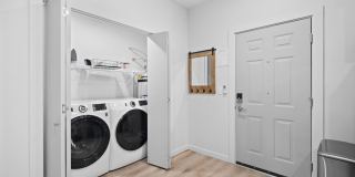 Mallon Apartment Gallery 12