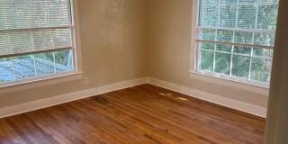Large 5 Bedroom House in North Campus! Gallery 9