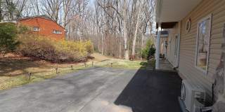 118 QUAINT ACRES Drive Gallery 6