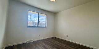 Beautiful 5 bedroom 2.5 bathroom home available NOW!!! Gallery 20