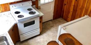 Beautiful 2 Bedroom/2 Bath South End Home Close to U of L Gallery 8