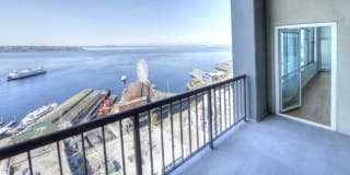 Harbor Steps Gallery 27