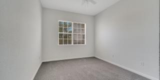 Beautiful 3/2 Condo in Davenport! Water and basic internet included! Gallery 21