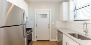 2613 West Berwyn Ave. Apt. Gallery 4