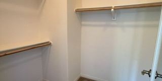 224 Overbrook Gallery 13