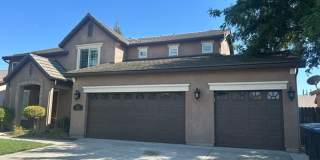 2 Story house in Cul-De-Sac Gallery 1