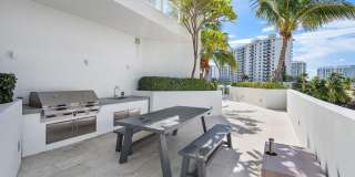 401 N Birch Road 1001 Gallery 29