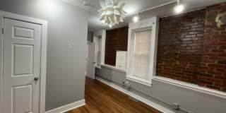 588 East St Gallery 19