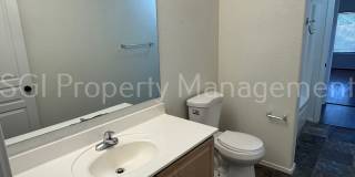 2602 E Beautiful Ln Gallery 9