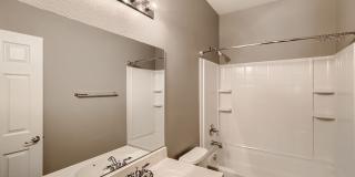 4117 Lower Saxon Avenue Gallery 22