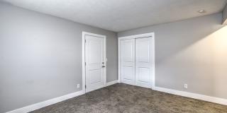 Eleanor Gallery 25