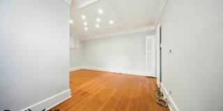 1818 Lyon Street Gallery 19