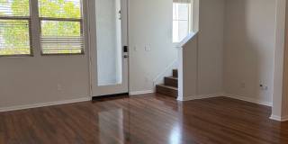 2 Bedroom, 2.5 Bath Tri-level townhouse in Signal Hill Gallery 9