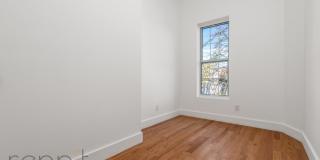 4-77 Fairview Avenue Gallery 15