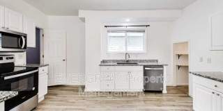 1830 Orleans Street Gallery 13