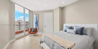 60 Edgewater Dr Gallery 21