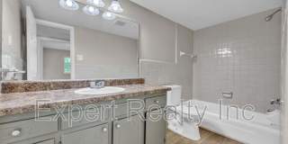 3221 Avenue S Gallery 21