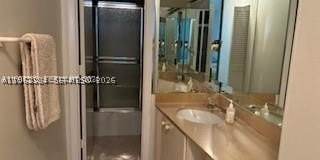 300 Bayview Dr Gallery 11