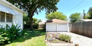 *MOVE IN SPECIAL* Charming 2BR Home with Solar Panels & Beautiful Wood Floors! Gallery 25