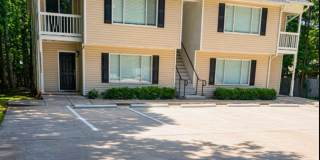 Room in 2 Bedroom Home at Albemarle Rd Room in 2 Bedroom Home at Albemarle Rd Gallery 1