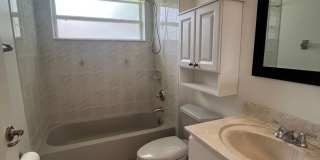 Single family Home with Florida room! Gallery 21