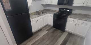 1014 Pine St Gallery 1