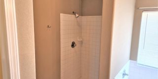 Cute Home For Rent on Ridgebury Pl. Gallery 1