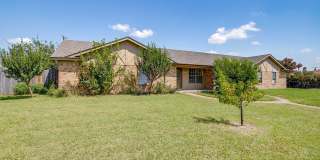 1203 N Nolan River Road Gallery 2
