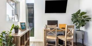 1809 on Cox 1809 on Cox Gallery 1