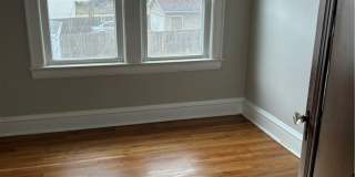 1311 W 69th Street Gallery 12