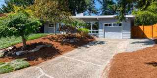 Newly Remodeled 3 Bed 1 Bath Rambler in Bellevue Newly Remodeled 3 Bed 1 Bath Rambler in Bellevue Gallery 3