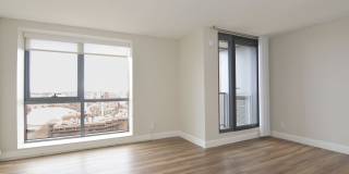 Rivermark Gallery 15