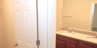 Roomy 3 Bed 2 Bath Duplex Home for Rent w Lawn Cutting Included! Gallery 34