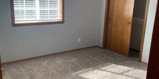 Quiet Peaceful 3 bedroom 2 bath Single Level home located in Central Point Gallery 24