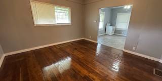 South Fountain Square 2 Bed 1.5 Bath Gallery 13
