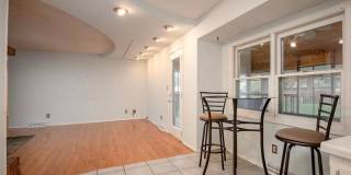 1714 W. Swan Gallery 4