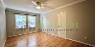3425 Manor Avenue Gallery 32