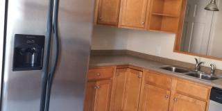 200 S Walnut Gallery 5
