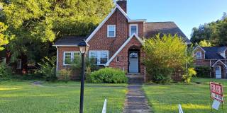 457 Freeze Street Gallery 1