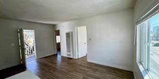 2 Bedroom Beach cottage in Ventura Gallery 9