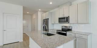 Caliza at the Loop Gallery 36