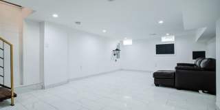 3038 SALMON Street Gallery 36