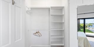 210 S Lake Drive Gallery 23