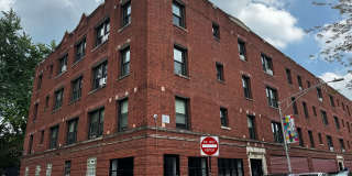Nice 1 Bed w/Dining Room and Newer Kitchen and Bath at Roger's Glenwood District Gallery 13