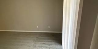River Walk Apartments Gallery 111