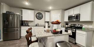 Like-New 4 Bedroom Home in Growing Community – Move-In Ready! Gallery 9