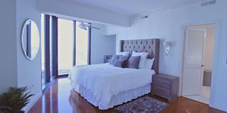 Luxury Living with Breathtaking City Views – Stunning Furnished 3BR/3BA in Bayfront Tower Gallery 18