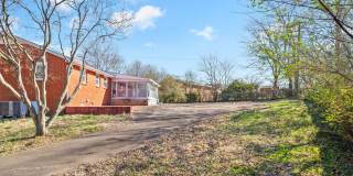 3 Bedroom Pet Friendly Home For Rent! Gallery 27